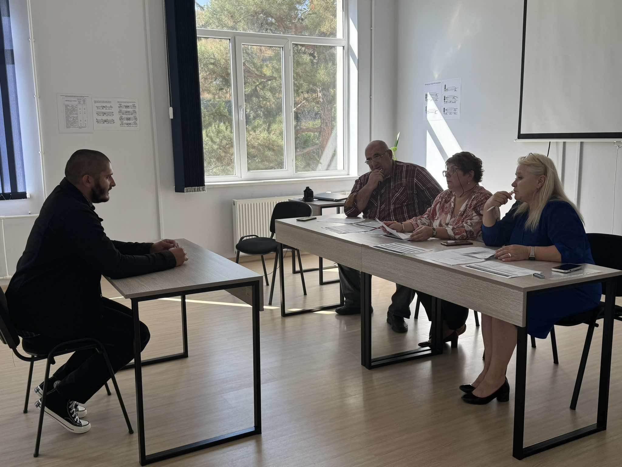 პროფესიულ საგანმანათლებლო პროგრამებზე რეგისტრირებულ აპლიკანტთა მოტივაციური გასაუბრება